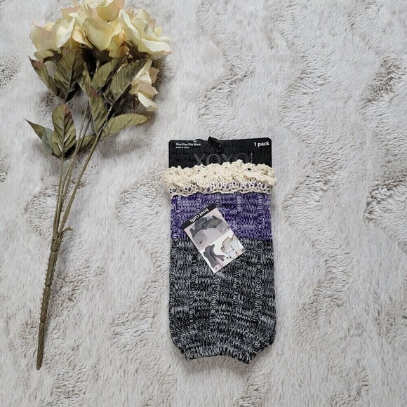 ✨️CL Xoxo Violet Gray Cream Lace Accent Ankle Boot Cuff Leg Warmers NWT OS - Picture 1 of 5